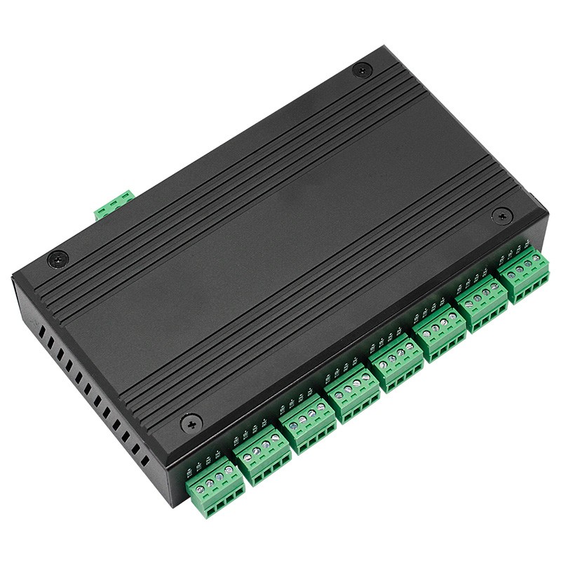 8口隔離型串口服務器